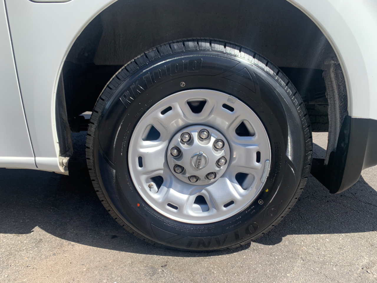 Nissan NV Cargo NV2500 HD High Roof V8 SV 2019