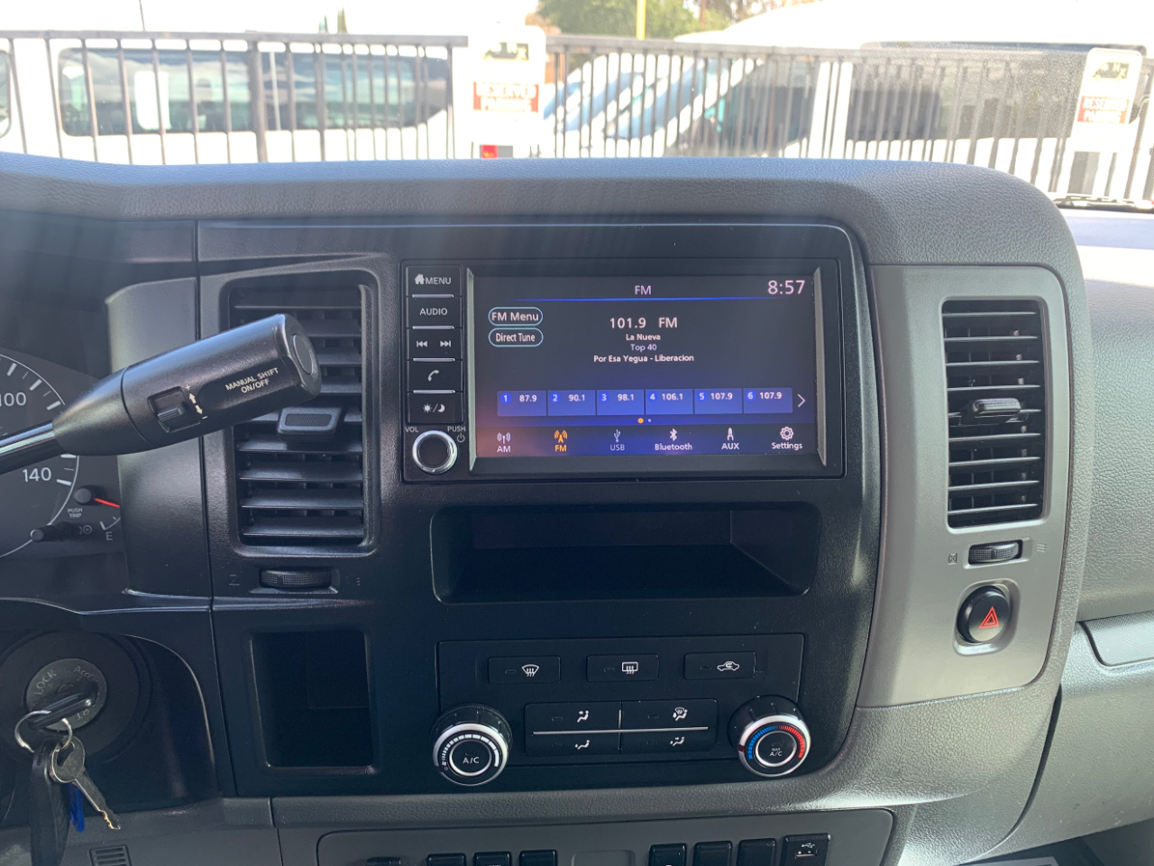 Nissan NV Cargo NV2500 HD High Roof V8 SV 2019