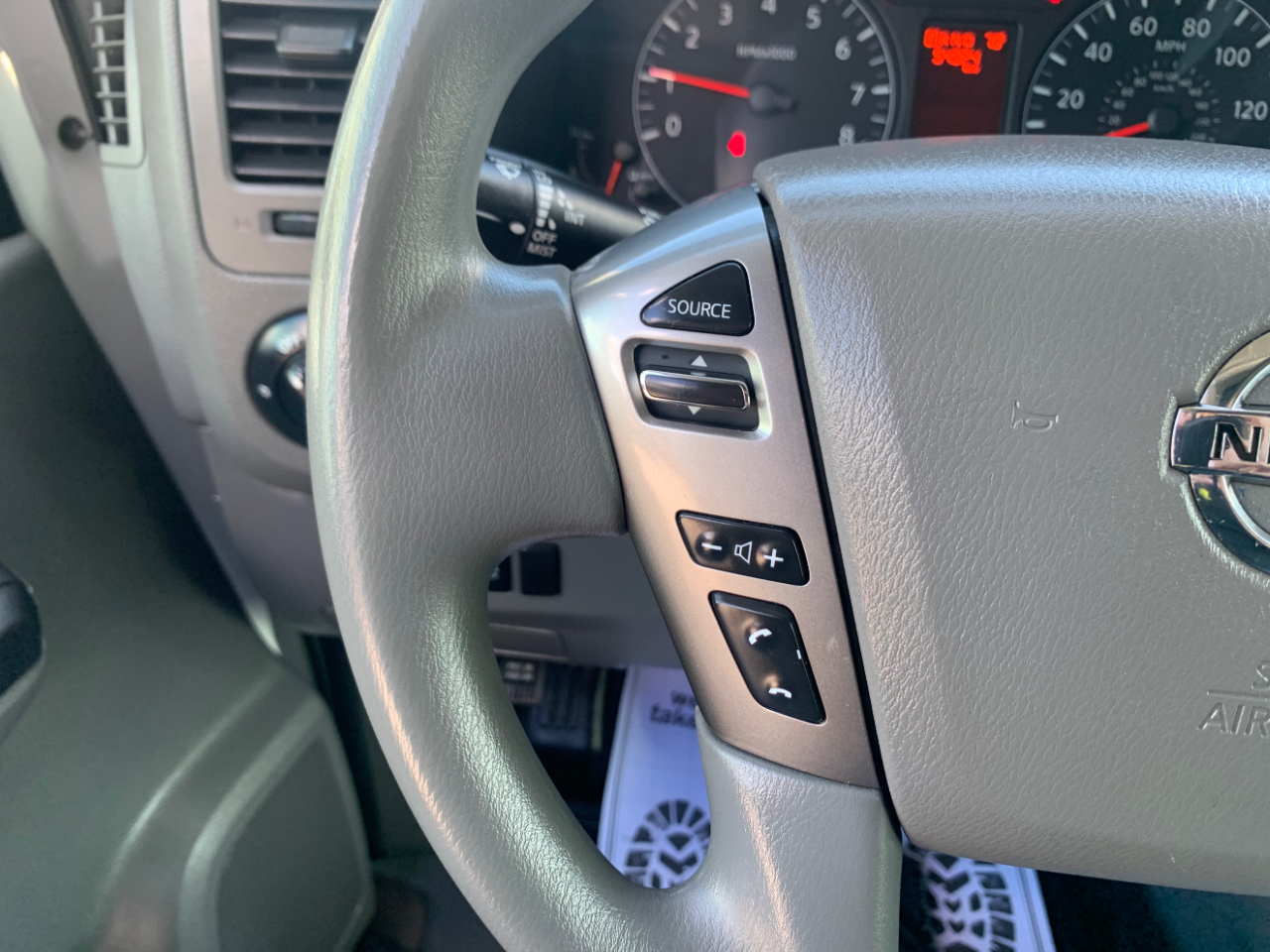 Nissan NV Cargo NV2500 HD High Roof V8 SV 2019