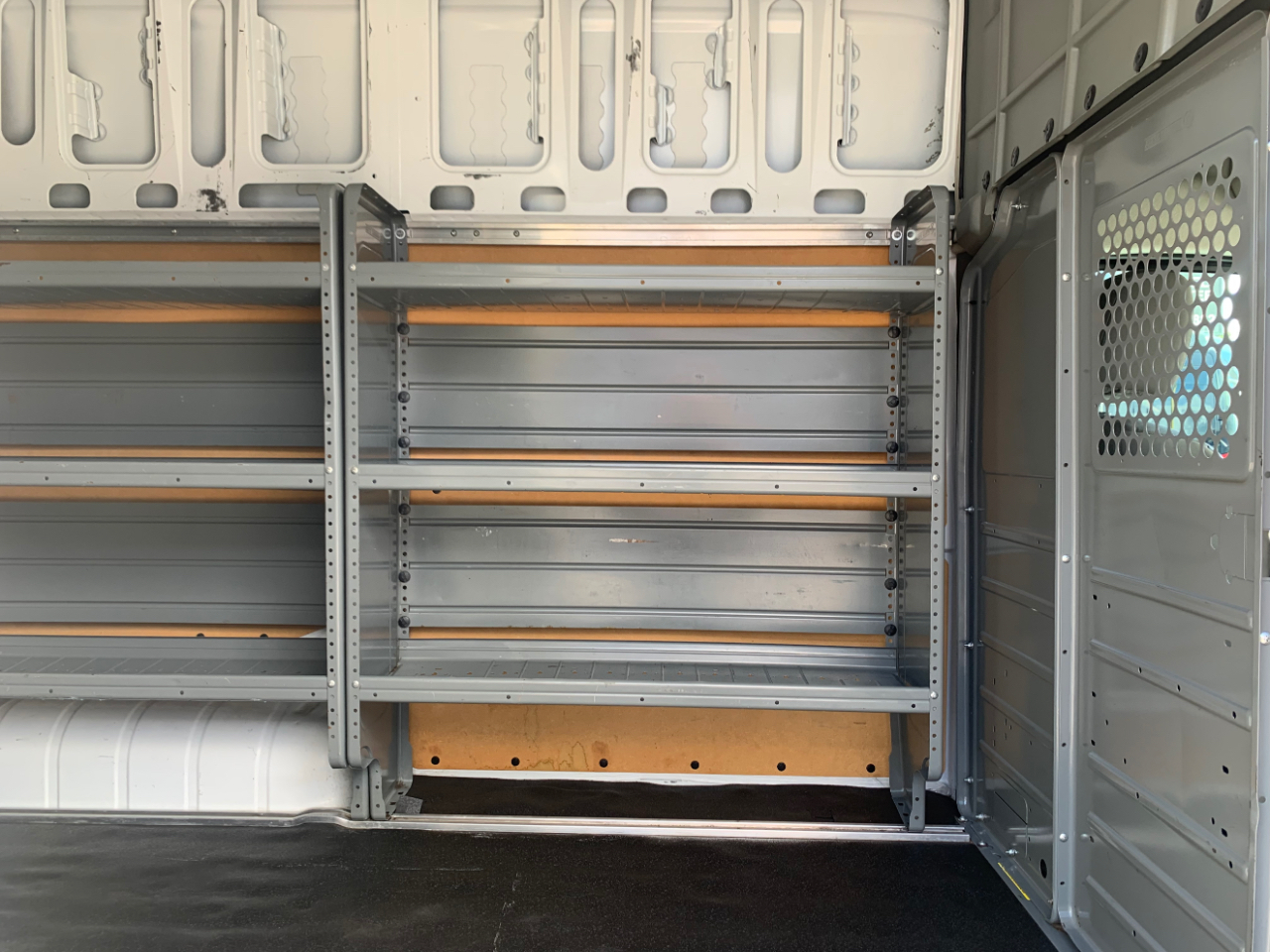 Nissan NV Cargo NV2500 HD High Roof V8 SV 2019