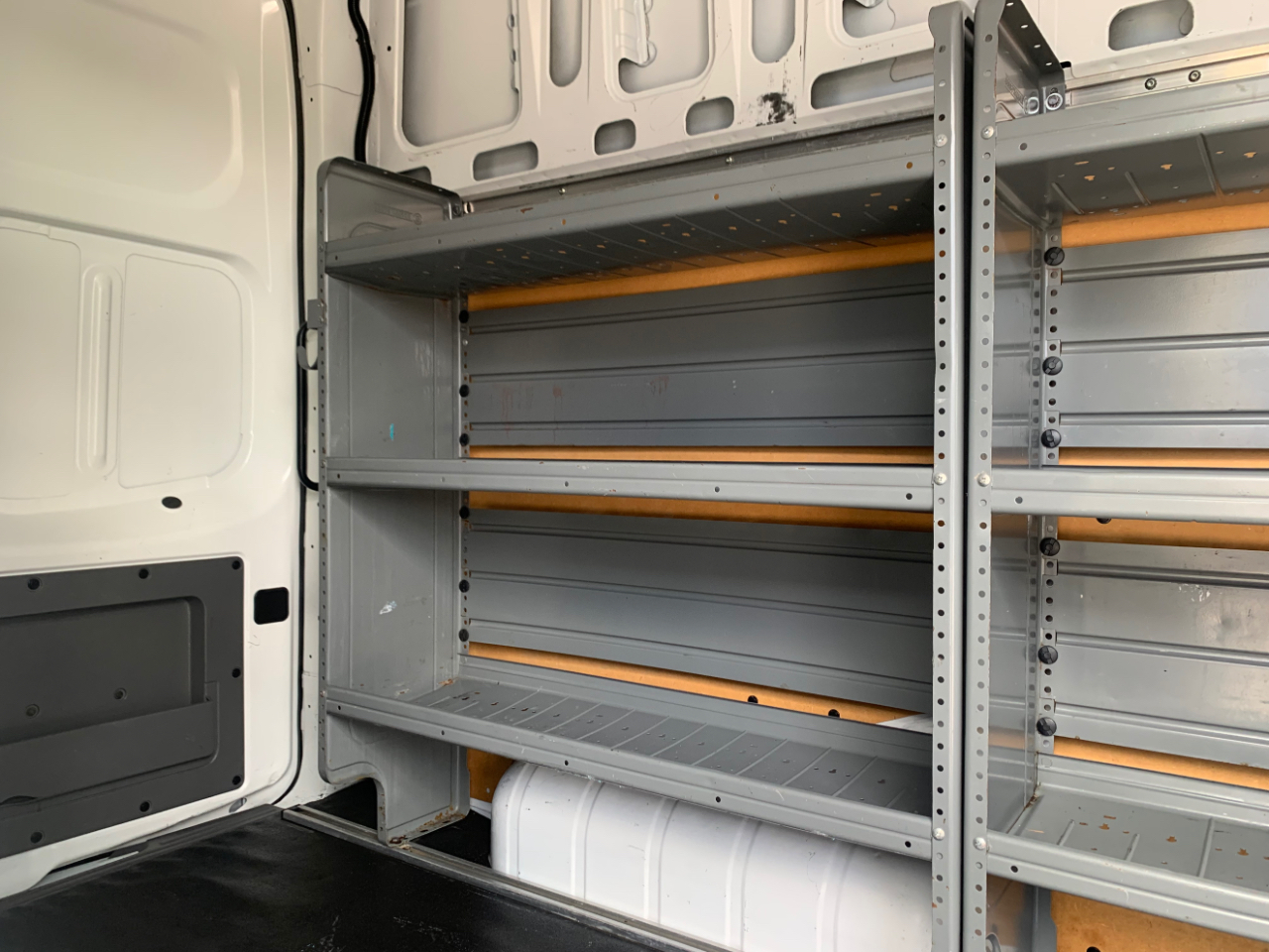Nissan NV Cargo NV2500 HD High Roof V8 SV 2019