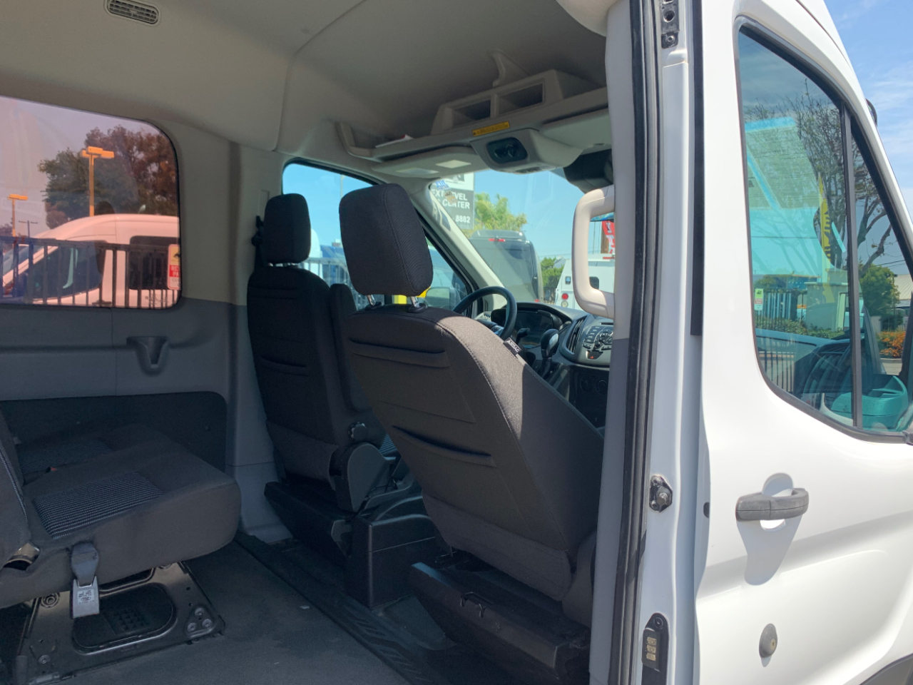 Ford Transit Passenger Wagon T-150 130" Med Roof XLT Sliding RH Dr 2019