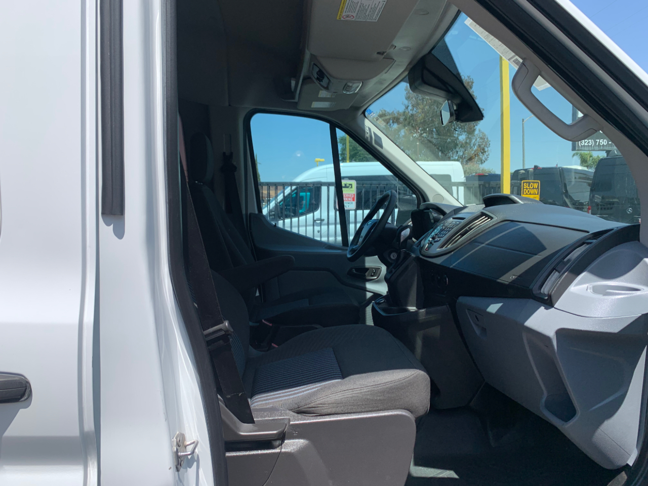 Ford Transit Passenger Wagon T-150 130" Med Roof XLT Sliding RH Dr 2019