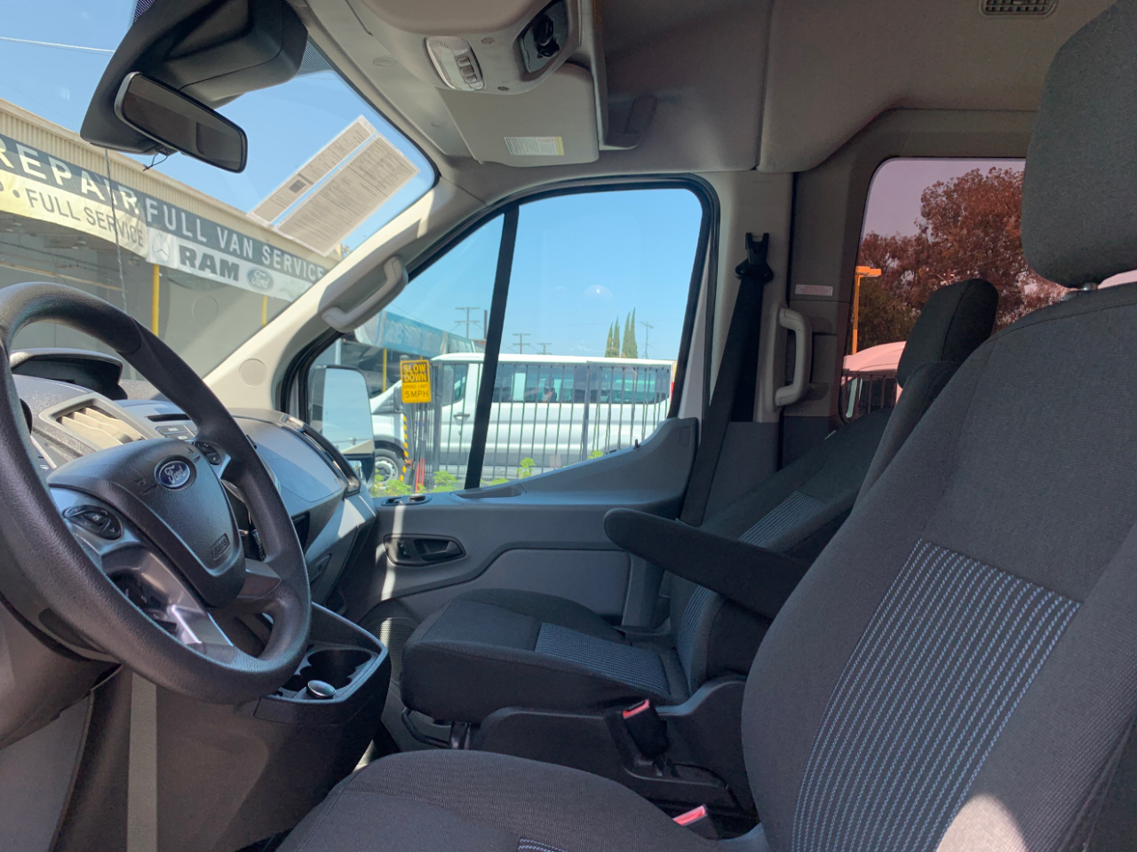 Ford Transit Passenger Wagon T-150 130" Med Roof XLT Sliding RH Dr 2019