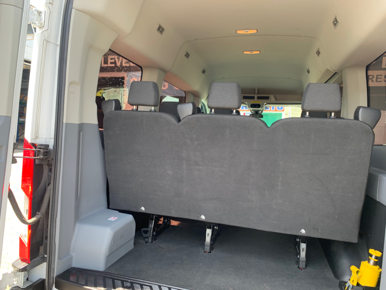 Ford Transit Passenger Wagon T-150 130" Med Roof XLT Sliding RH Dr 2019