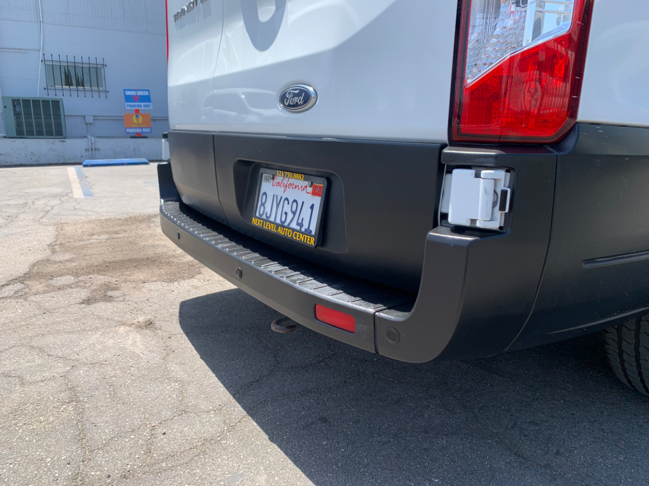 Ford Transit Passenger Wagon T-150 130" Med Roof XLT Sliding RH Dr 2019