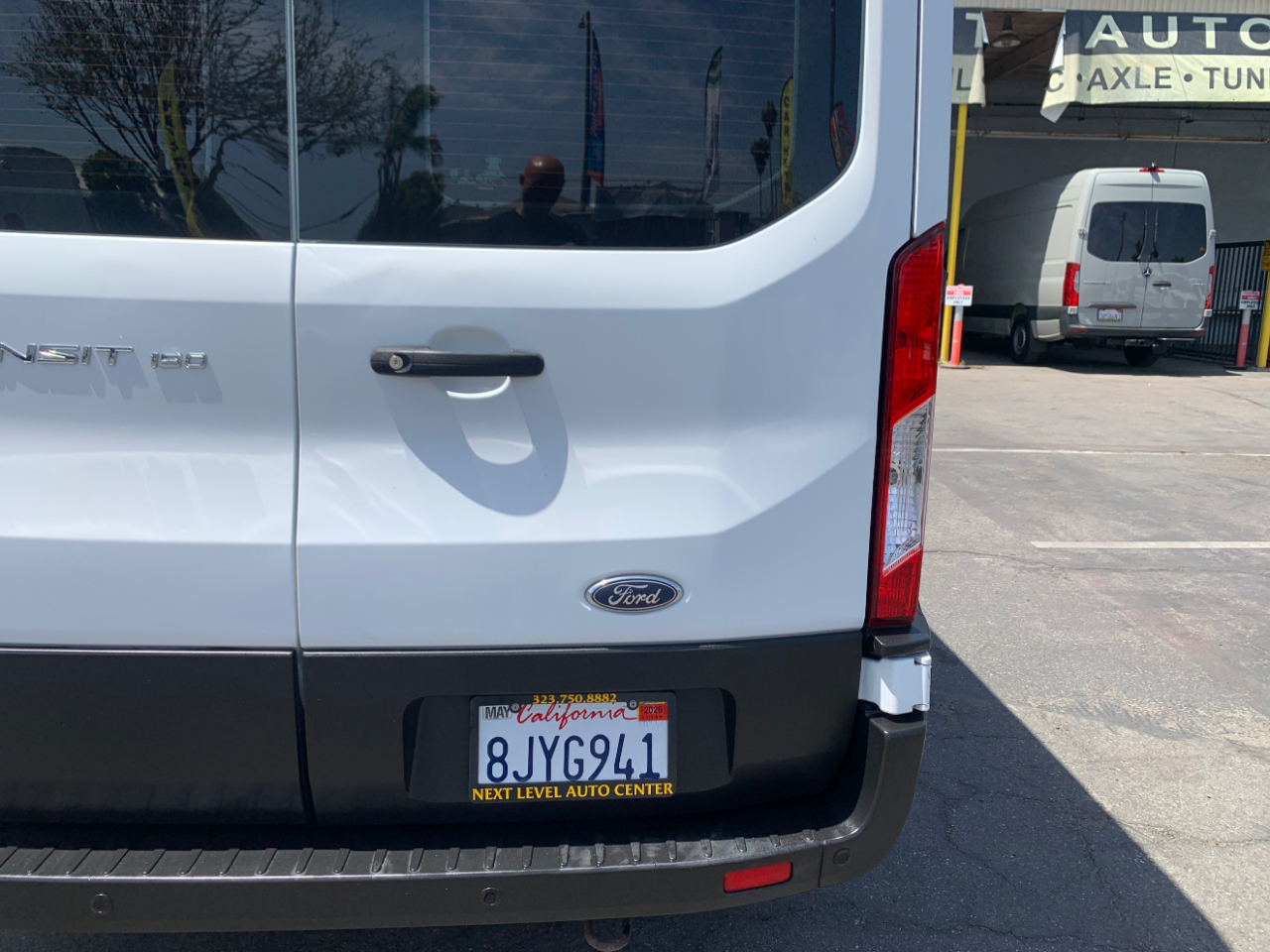 Ford Transit Passenger Wagon T-150 130" Med Roof XLT Sliding RH Dr 2019