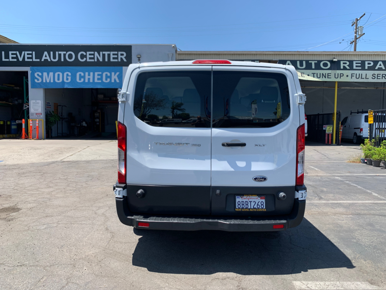 Ford Transit Passenger Wagon T-350 148" Low Roof XLT Swing-Out RH Dr 2018