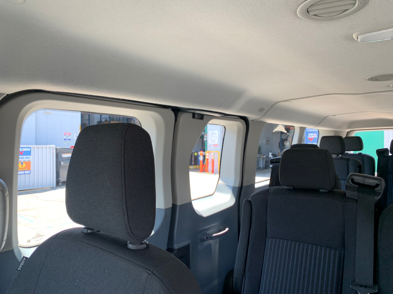 Ford Transit Passenger Wagon T-350 148" Low Roof XLT Swing-Out RH Dr 2018