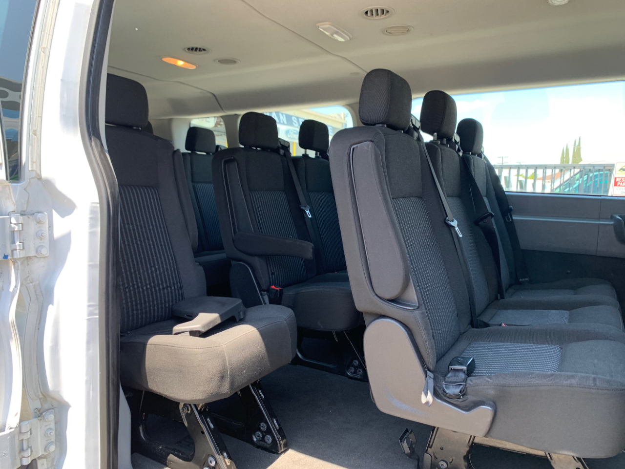 Ford Transit Passenger Wagon T-350 148" Low Roof XLT Swing-Out RH Dr 2018
