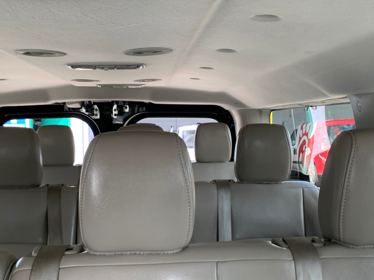 Nissan NV Passenger NV3500 HD SL V8 2019