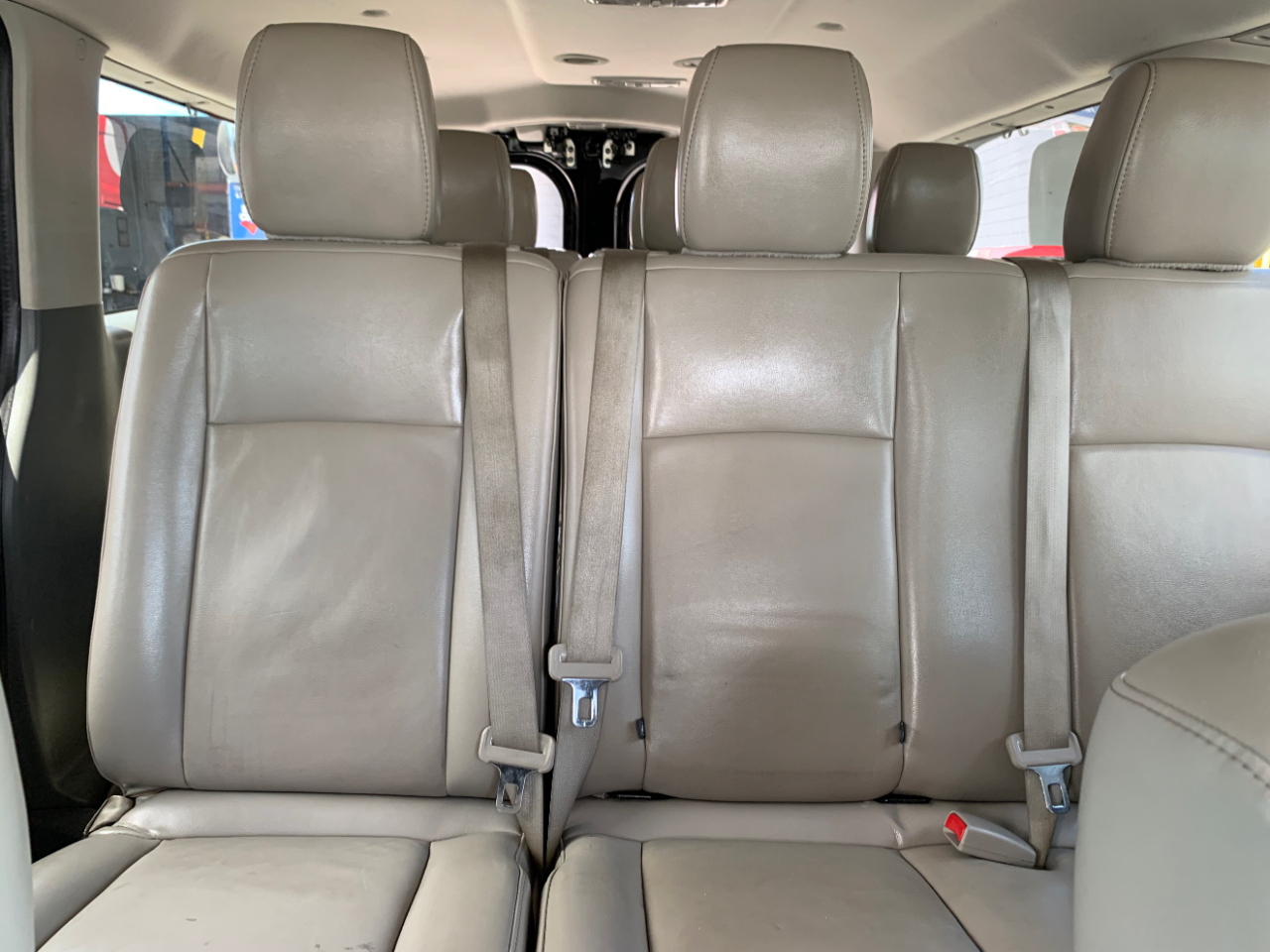 Nissan NV Passenger NV3500 HD SL V8 2019