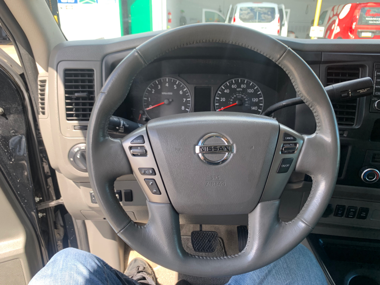 Nissan NV Passenger NV3500 HD SL V8 2019