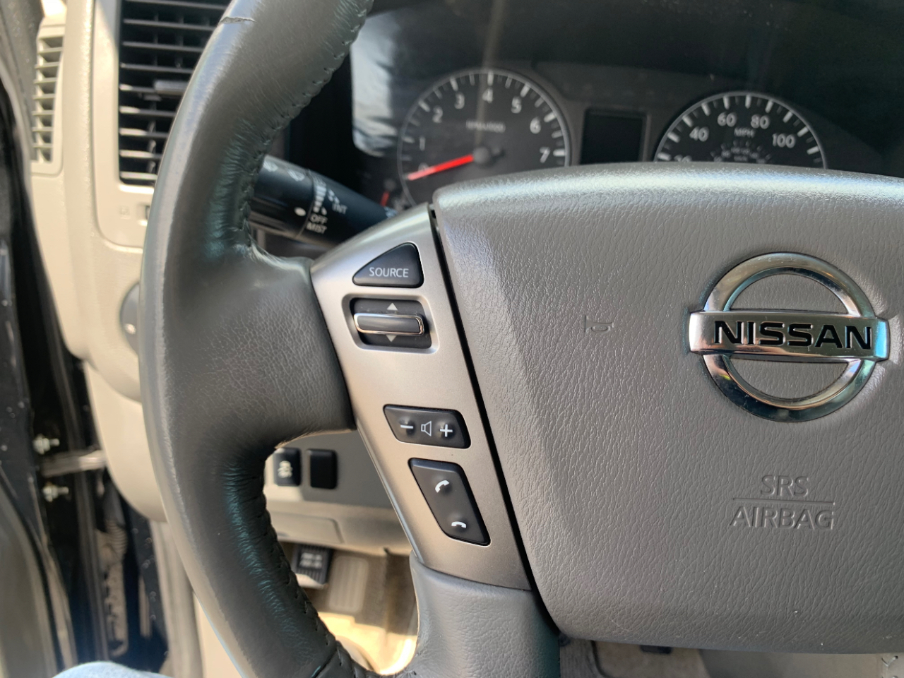 Nissan NV Passenger NV3500 HD SL V8 2019
