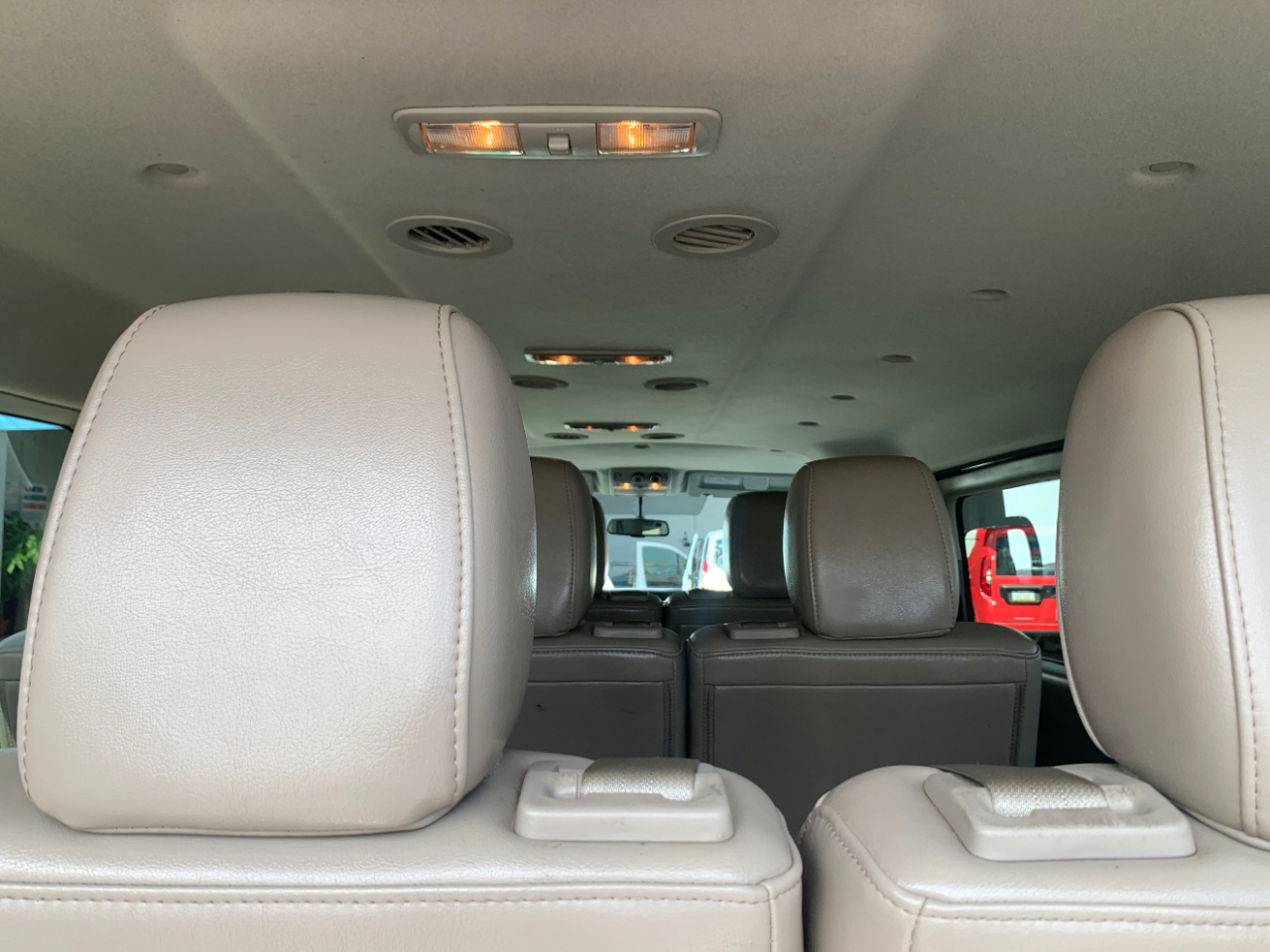 Nissan NV Passenger NV3500 HD SL V8 2019