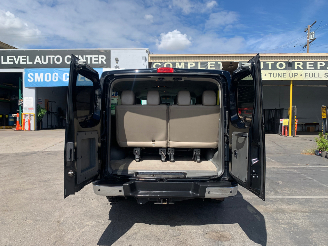 Nissan NV Passenger NV3500 HD SL V8 2019