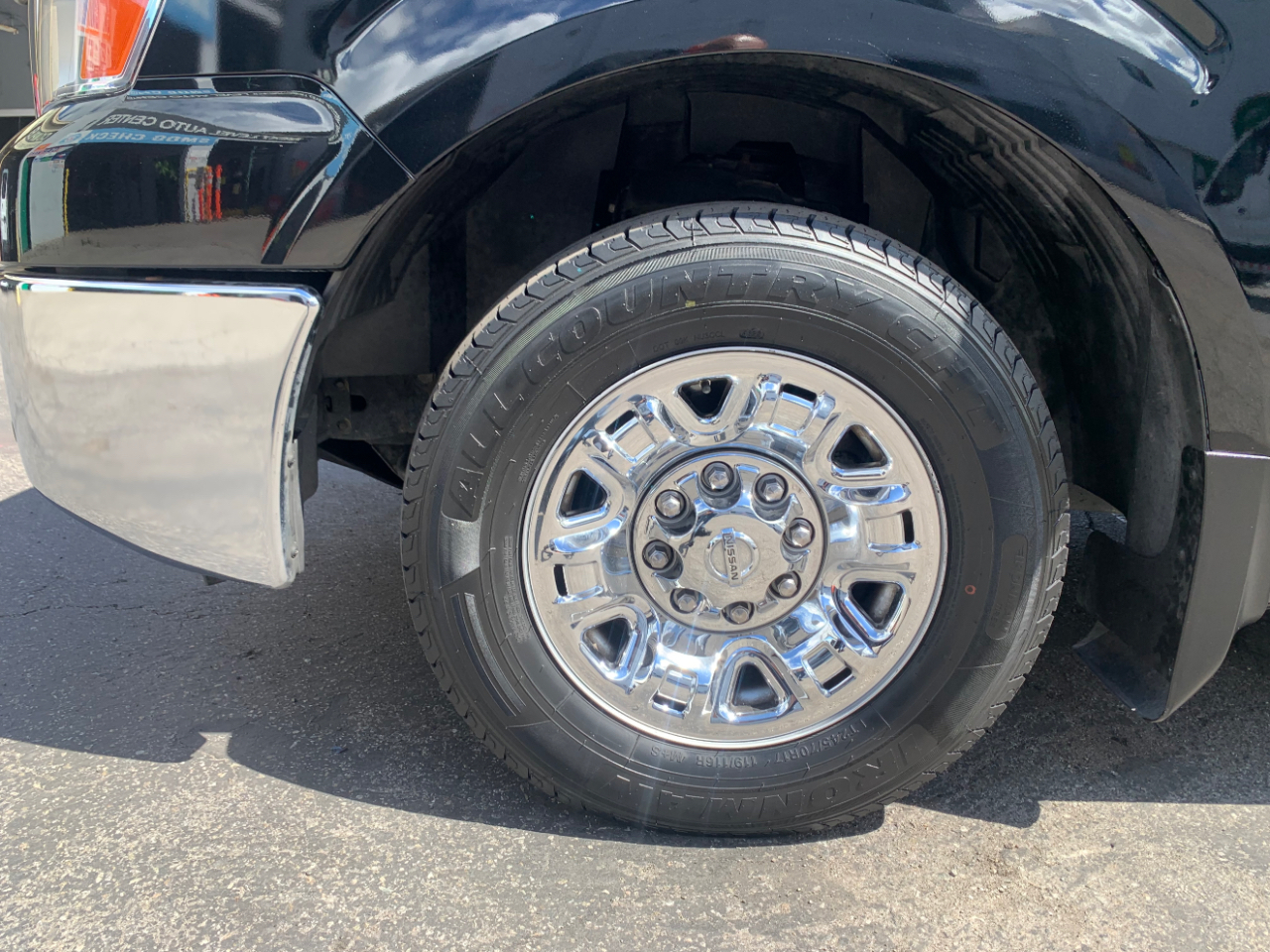Nissan NV Passenger NV3500 HD SL V8 2019