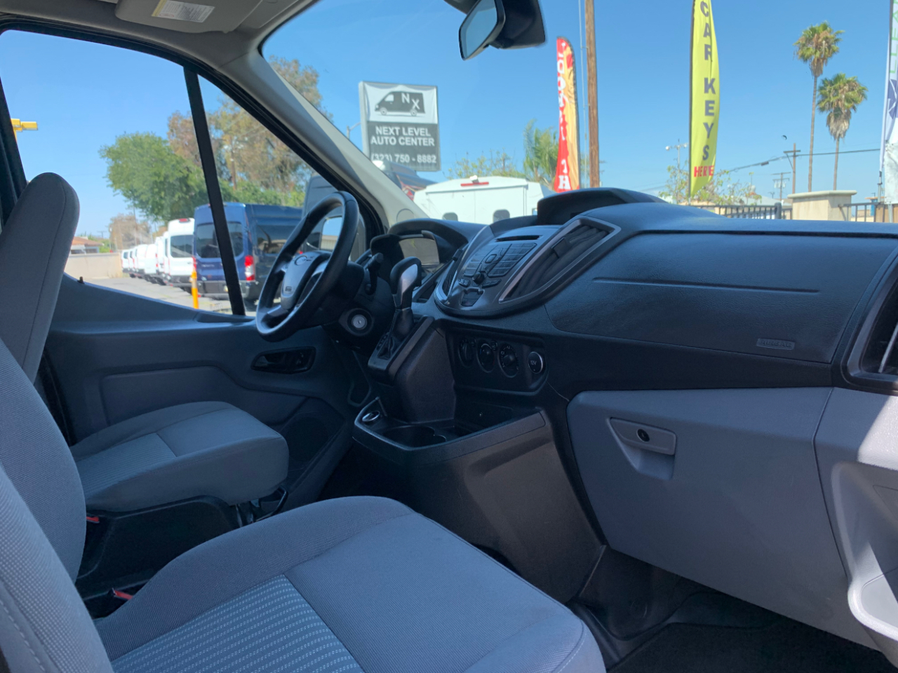Ford Transit Passenger Wagon T-350 148" Med Roof XLT Sliding RH Dr 2018