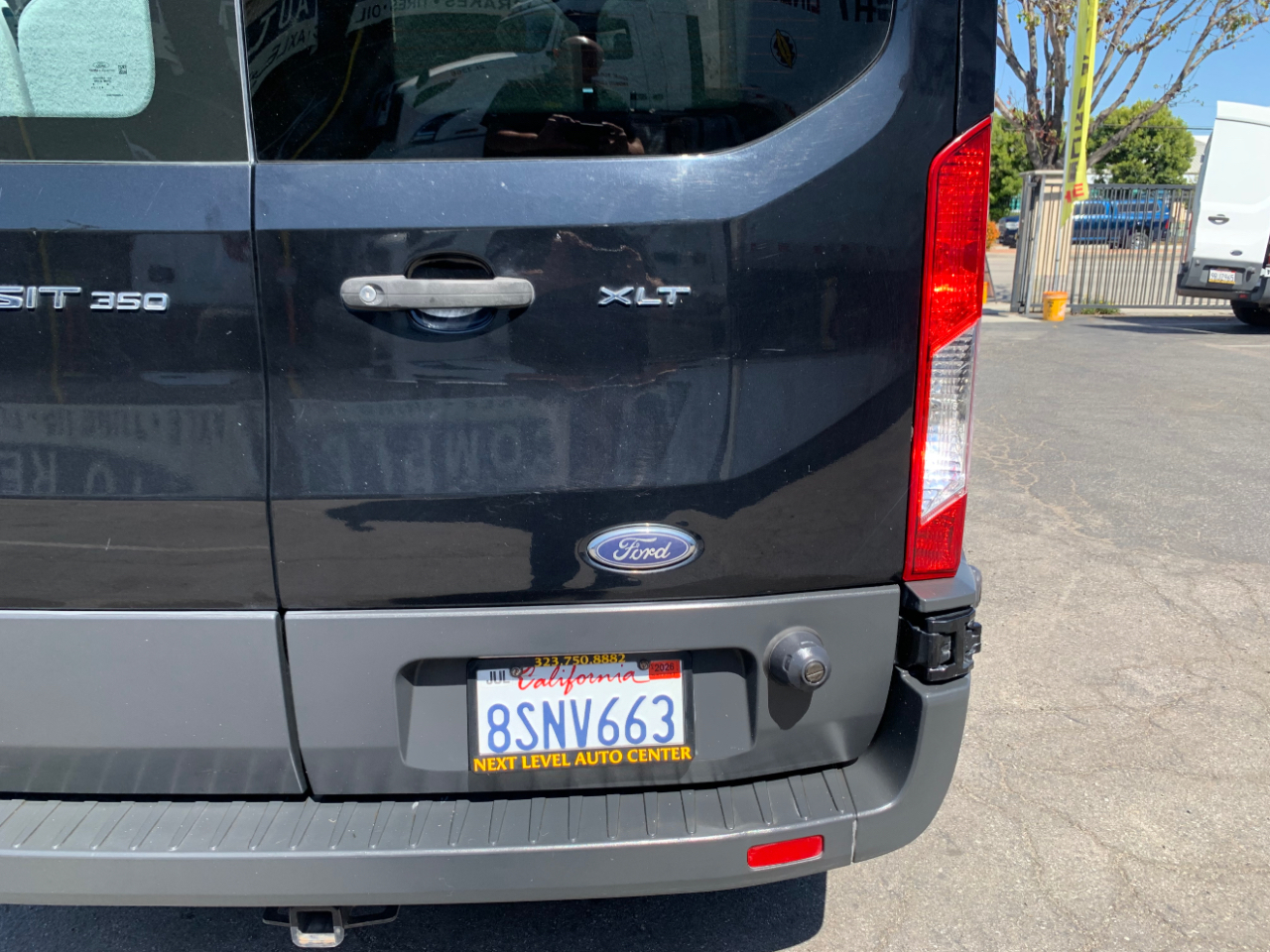 Ford Transit Passenger Wagon T-350 148" Med Roof XLT Sliding RH Dr 2018