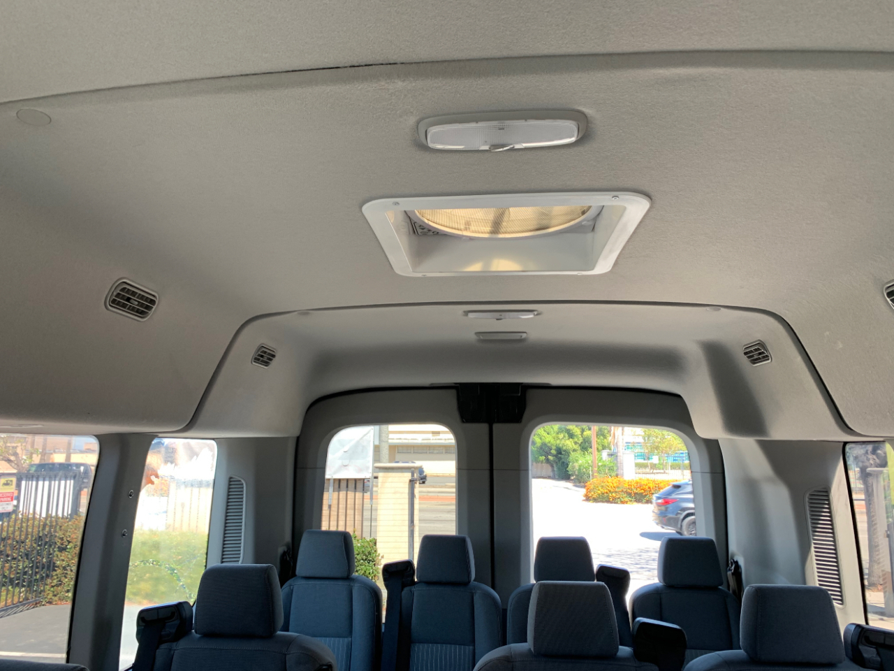 Ford Transit Passenger Wagon T-350 148" Med Roof XLT Sliding RH Dr 2018