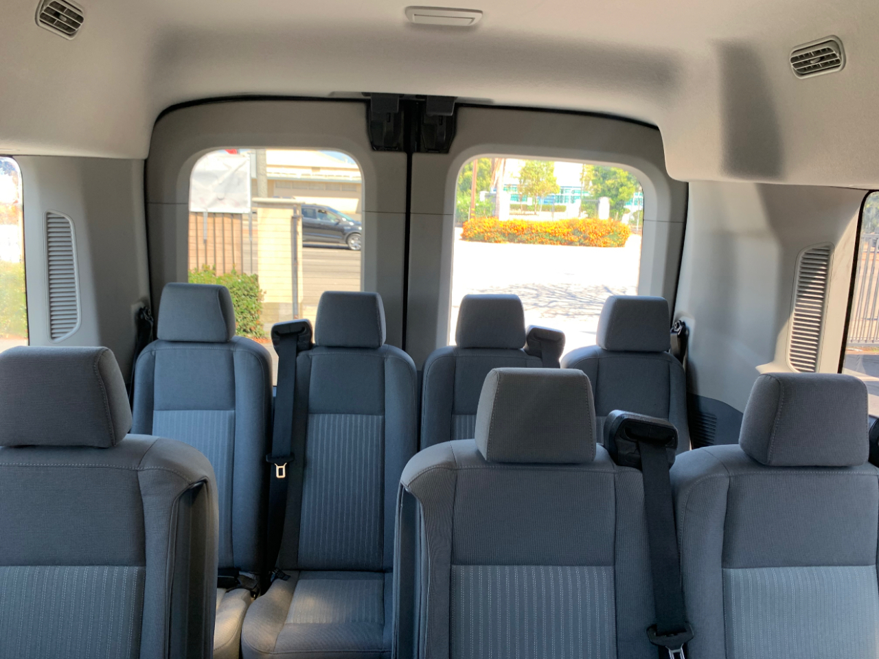 Ford Transit Passenger Wagon T-350 148" Med Roof XLT Sliding RH Dr 2018