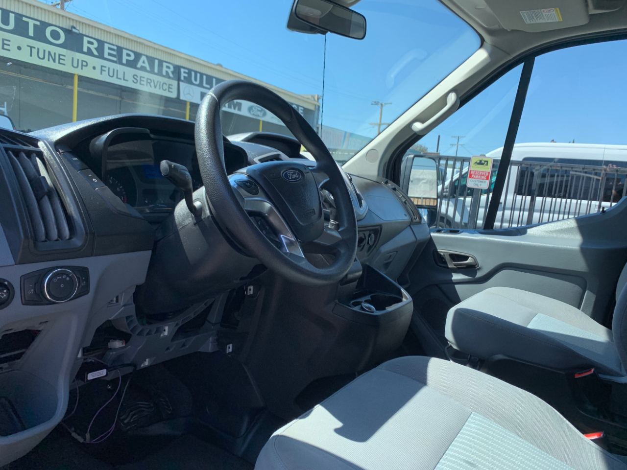 Ford Transit Passenger Wagon T-350 148" Med Roof XLT Sliding RH Dr 2018