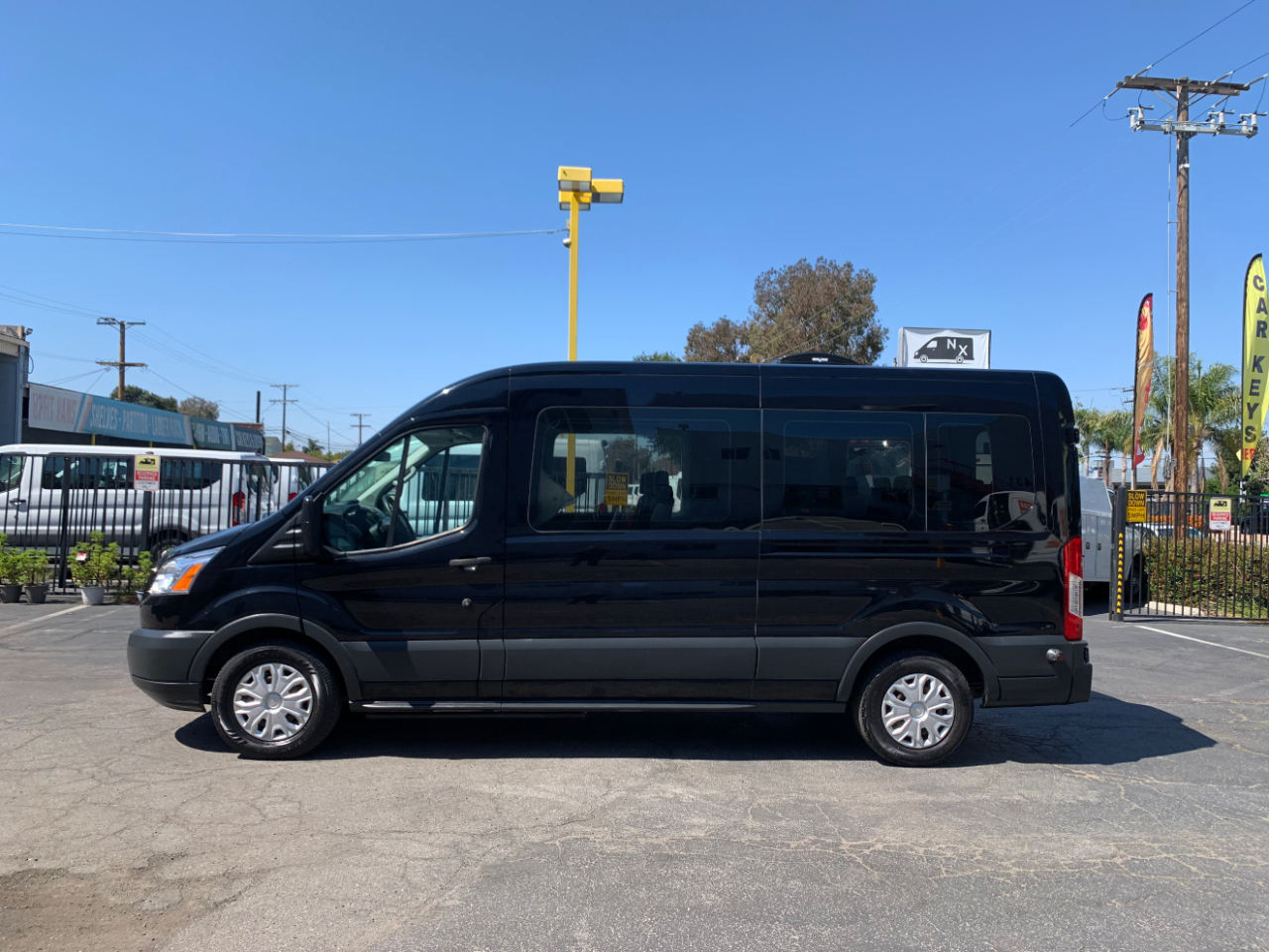 Ford Transit Passenger Wagon T-350 148" Med Roof XLT Sliding RH Dr 2018