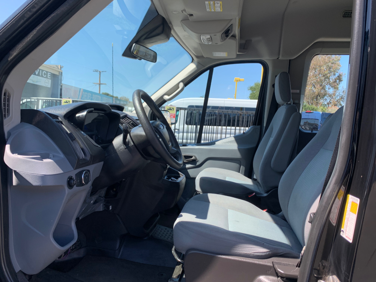 Ford Transit Passenger Wagon T-350 148" Med Roof XLT Sliding RH Dr 2018