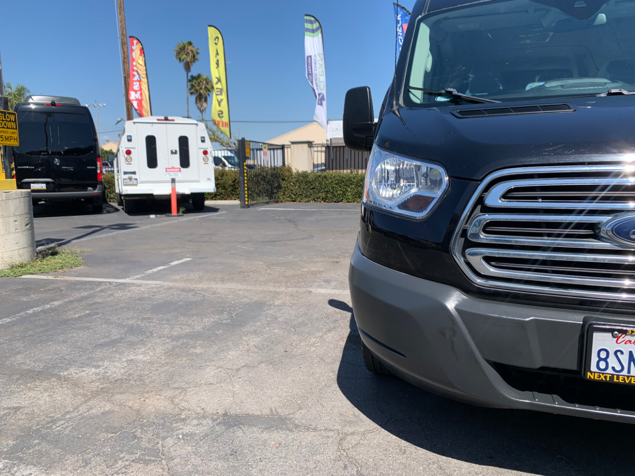 Ford Transit Passenger Wagon T-350 148" Med Roof XLT Sliding RH Dr 2018