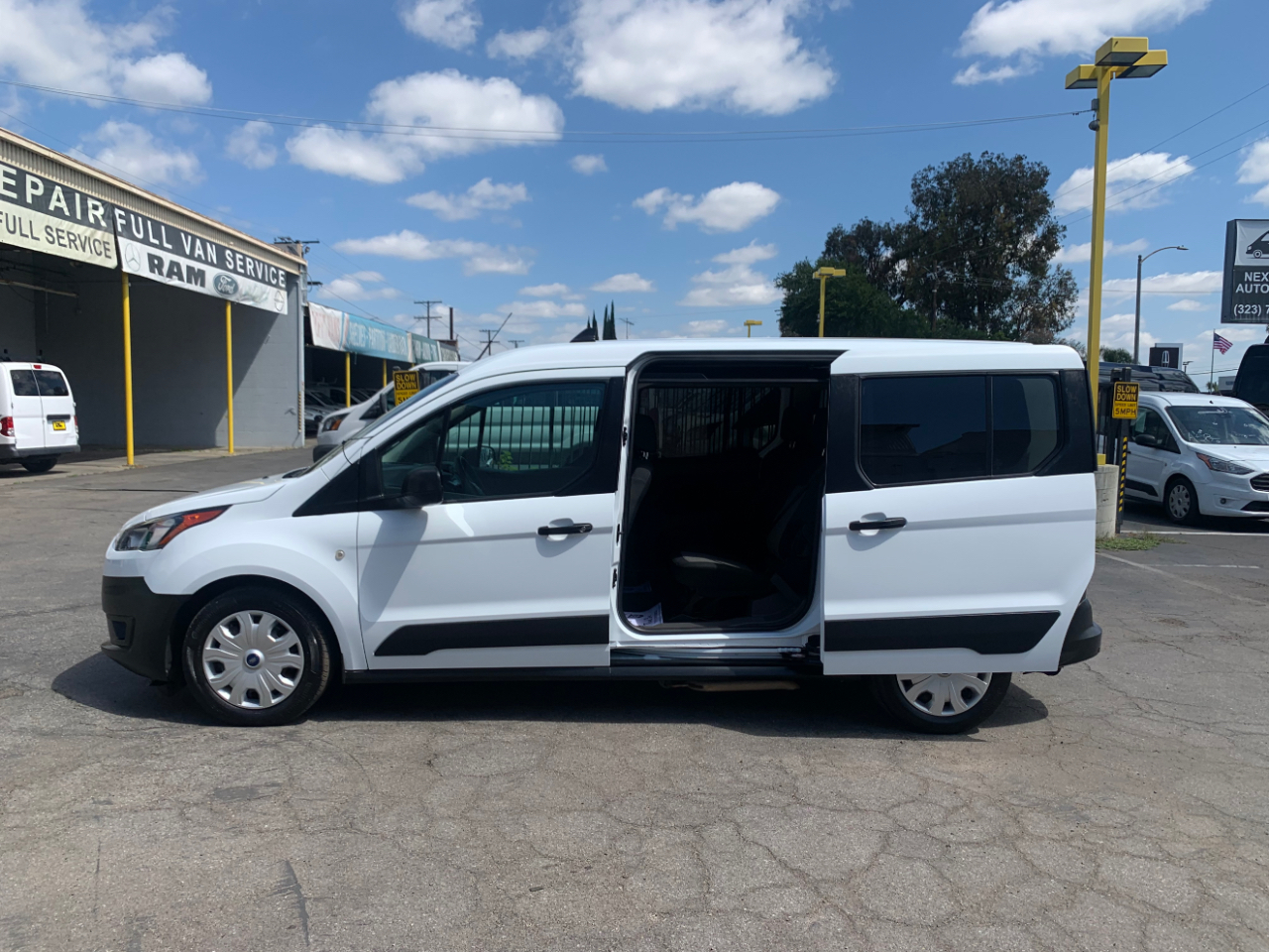 Ford Transit Connect Wagon XL LWB w/Rear Symmetrical Doors 2022