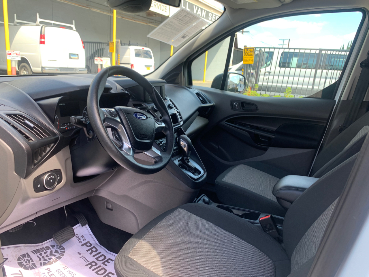 Ford Transit Connect Wagon XL LWB w/Rear Symmetrical Doors 2022