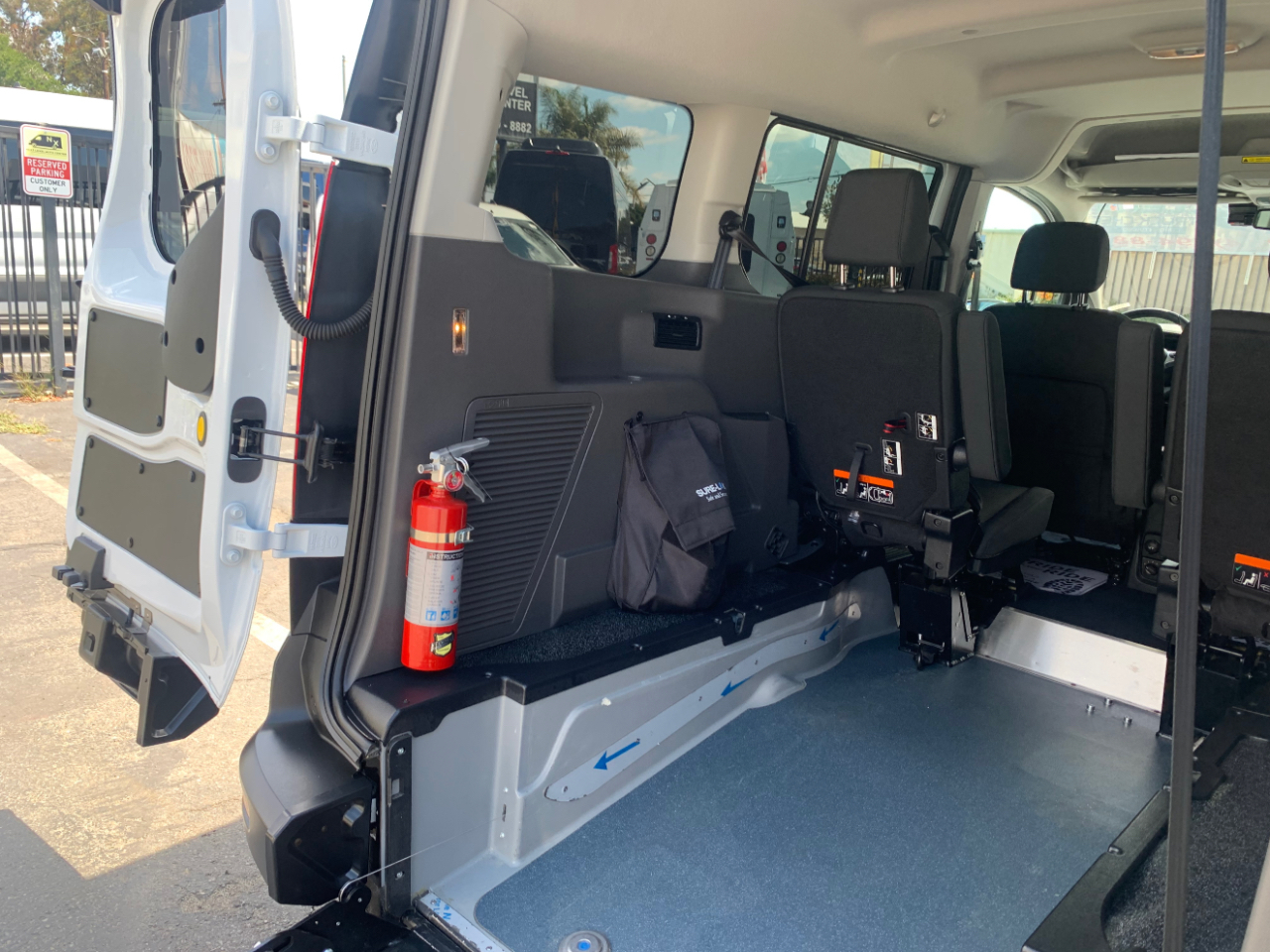 Ford Transit Connect Wagon XL LWB w/Rear Symmetrical Doors 2022