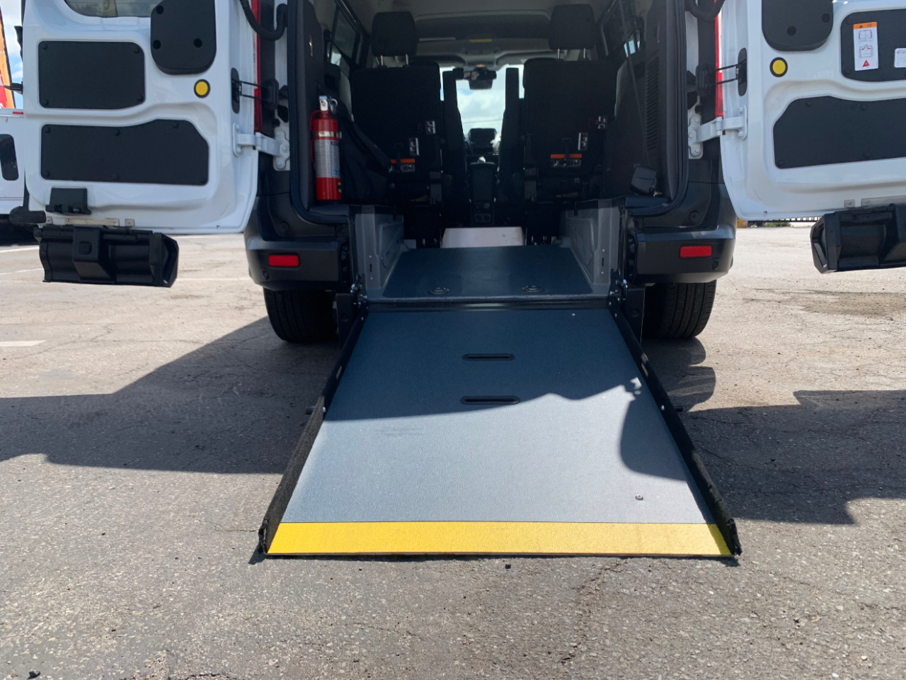 Ford Transit Connect Wagon XL LWB w/Rear Symmetrical Doors 2022