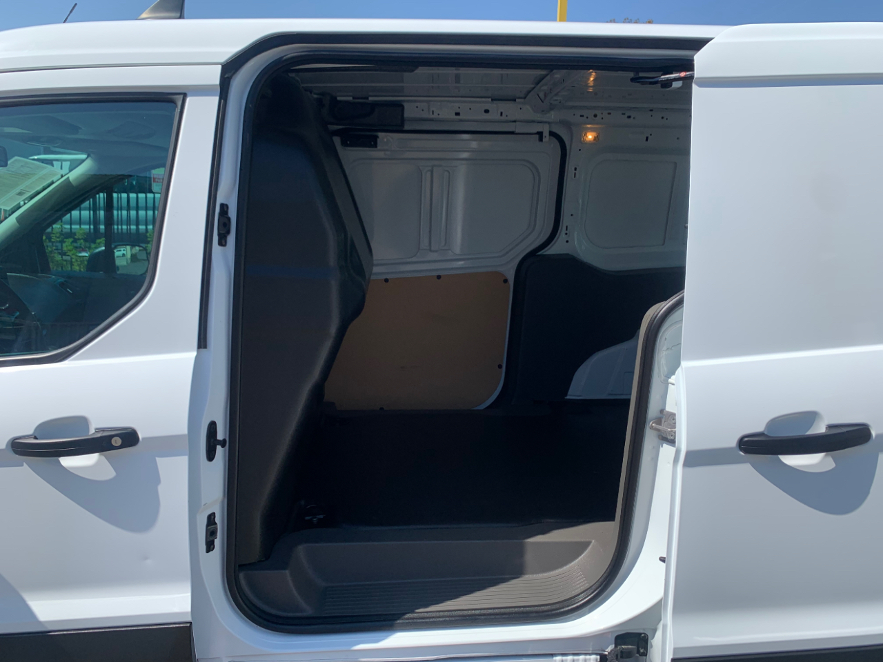 Ford Transit Connect Van XL LWB w/Rear Symmetrical Doors 2022