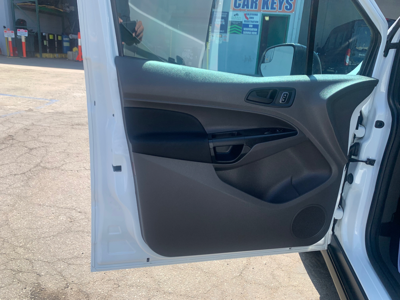 Ford Transit Connect Van XL LWB w/Rear Symmetrical Doors 2022