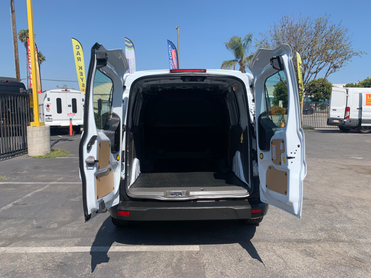 Ford Transit Connect Van XL LWB w/Rear Symmetrical Doors 2022