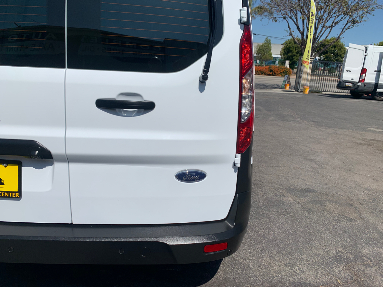 Ford Transit Connect Van XL LWB w/Rear Symmetrical Doors 2022