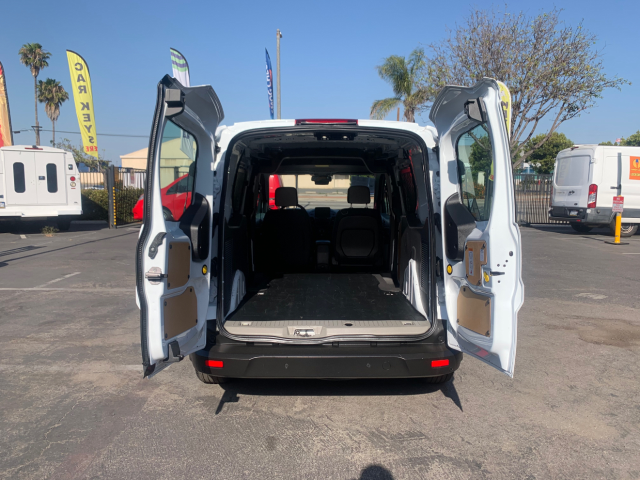 Ford Transit Connect Van XLT LWB w/Rear Symmetrical Doors 2021