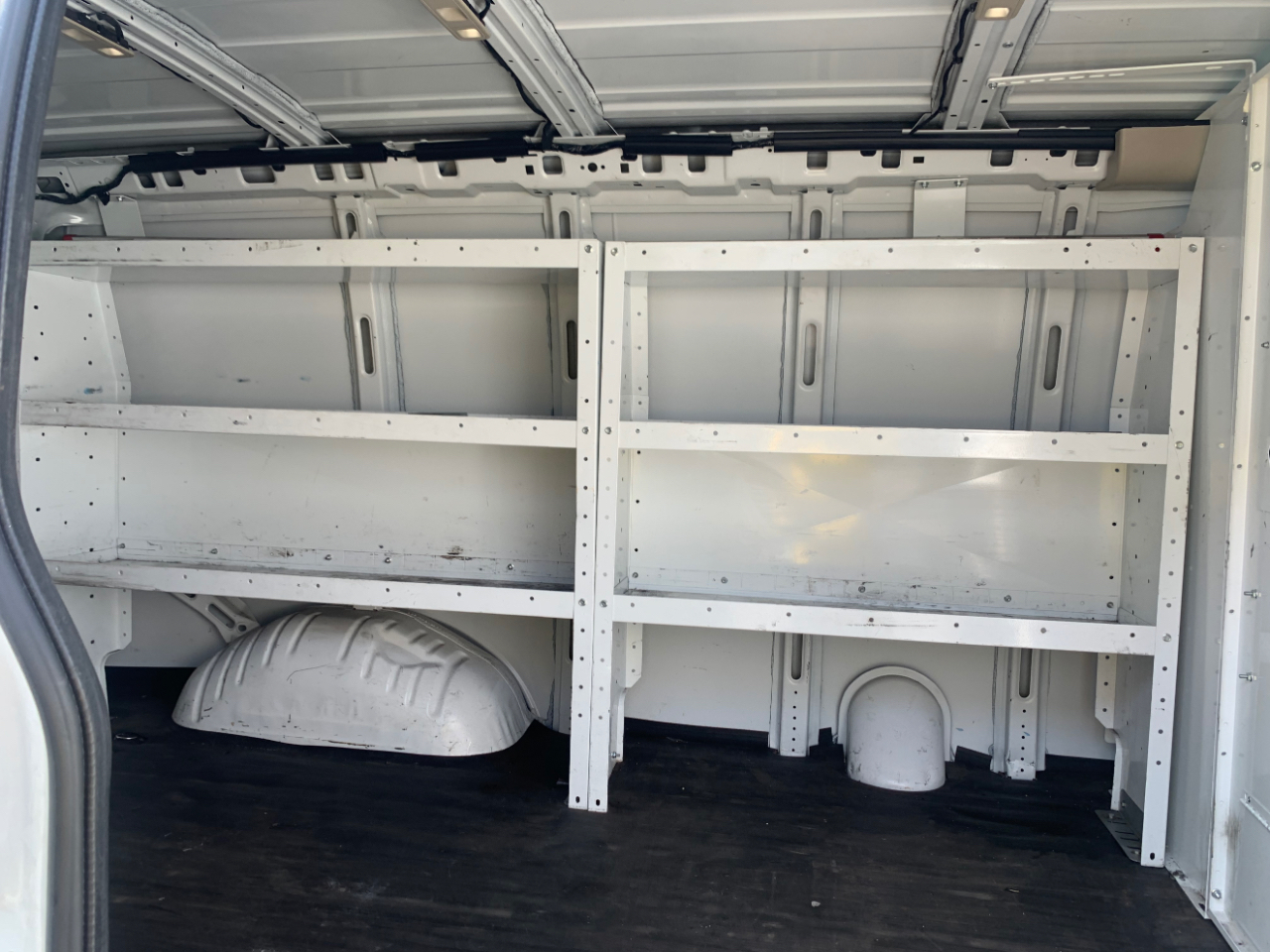 Chevrolet Express Cargo Van RWD 3500 135" 2022