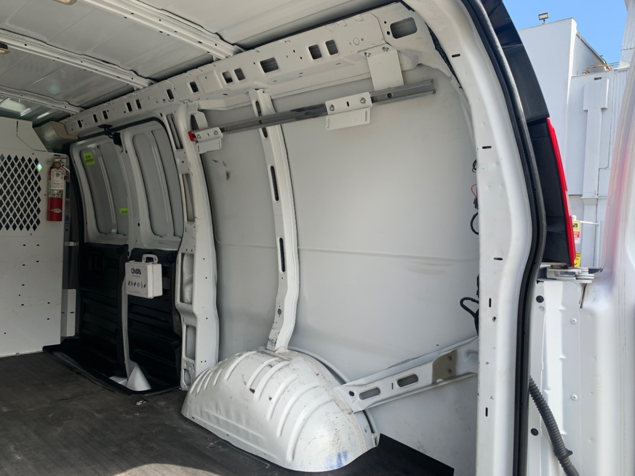 Chevrolet Express Cargo Van RWD 3500 135" 2022