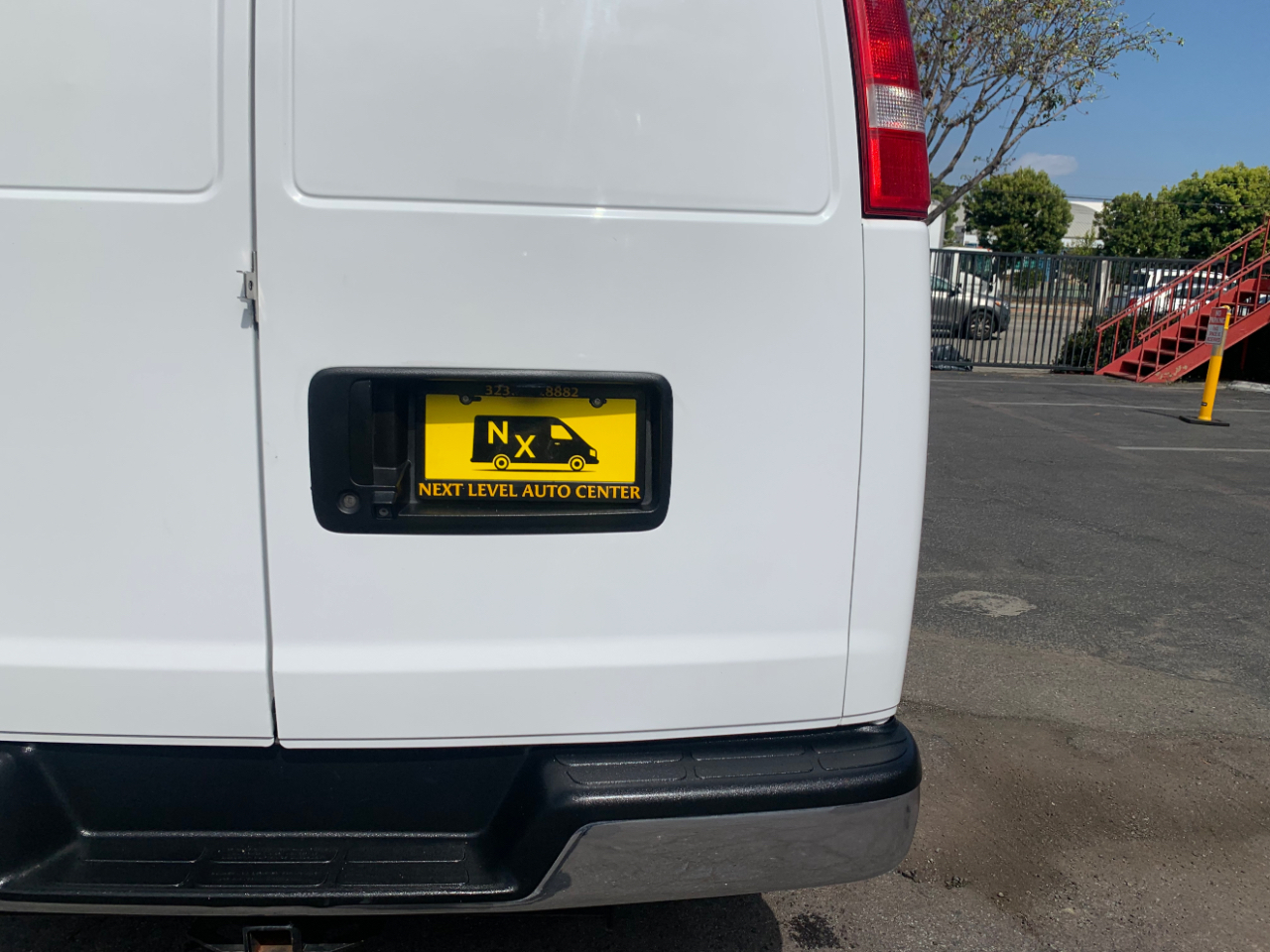 Chevrolet Express Cargo Van RWD 3500 135" 2022