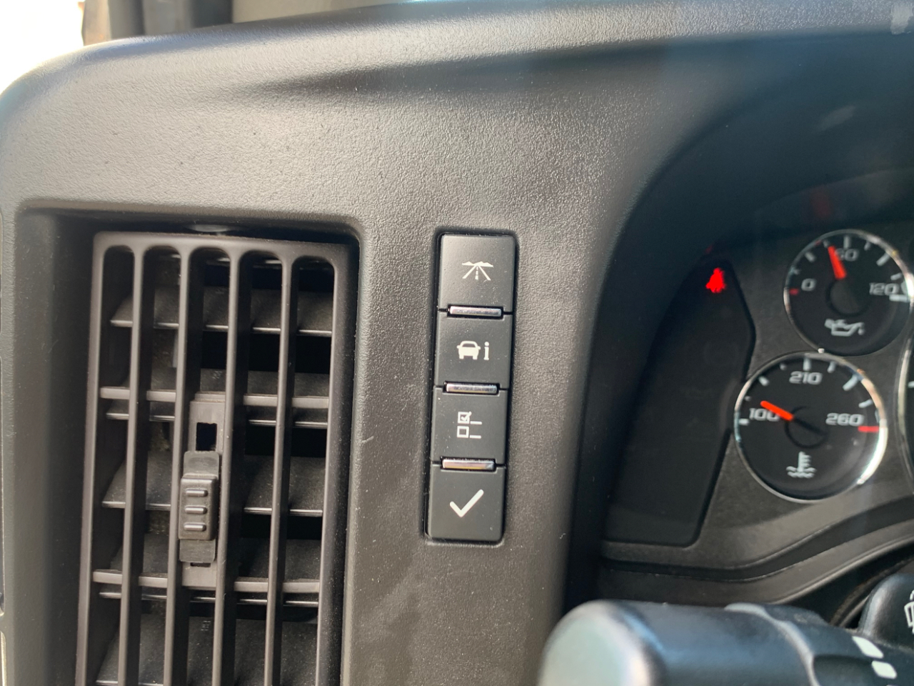 Chevrolet Express Cargo Van RWD 3500 135" 2022