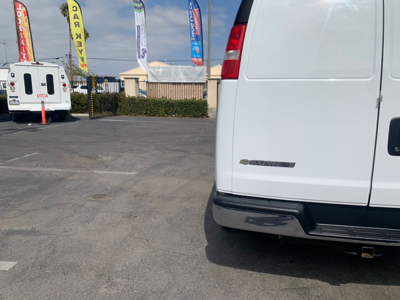 Chevrolet Express Cargo Van RWD 3500 135" 2022