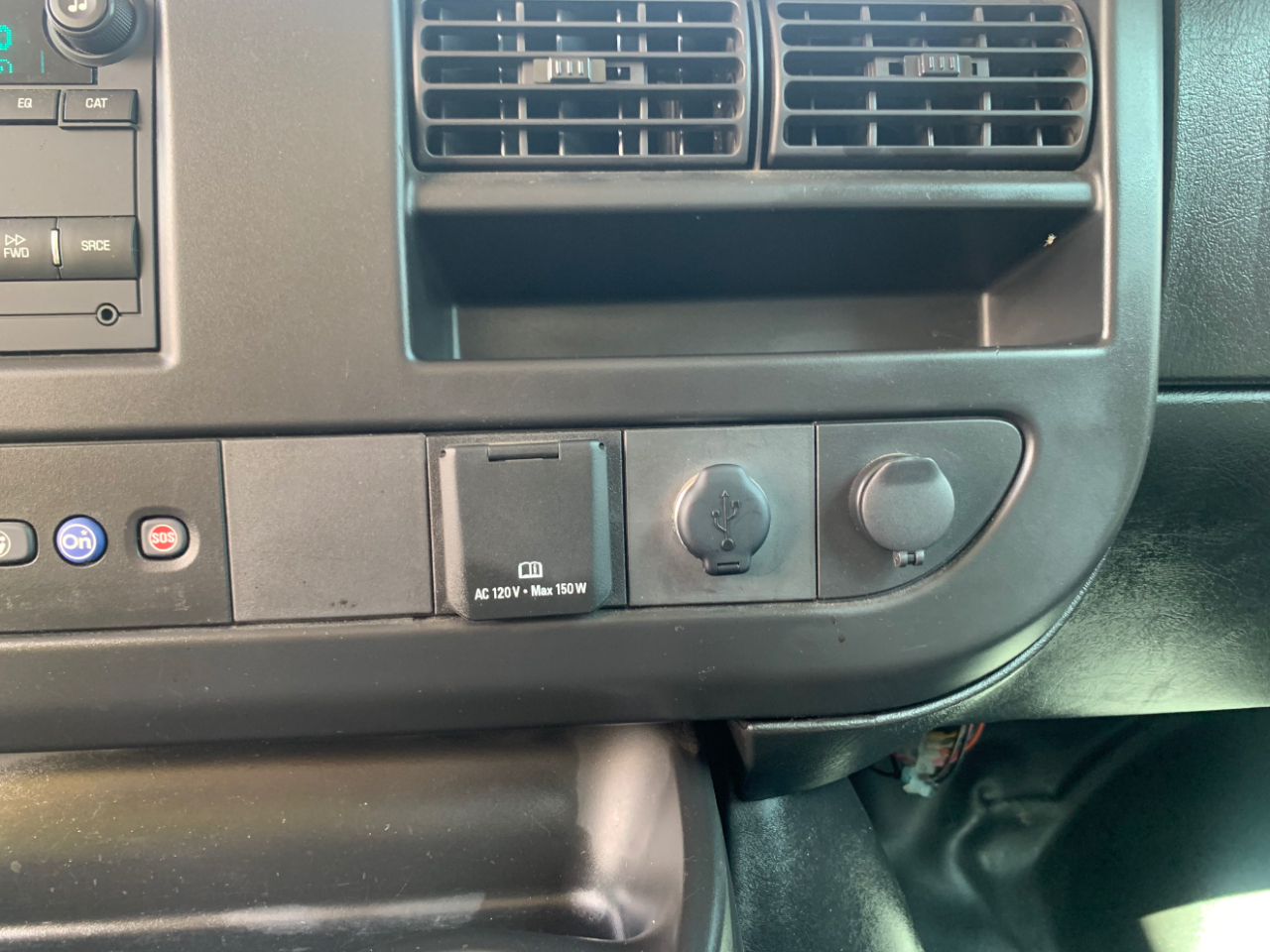 Chevrolet Express Cargo Van RWD 3500 135" 2022