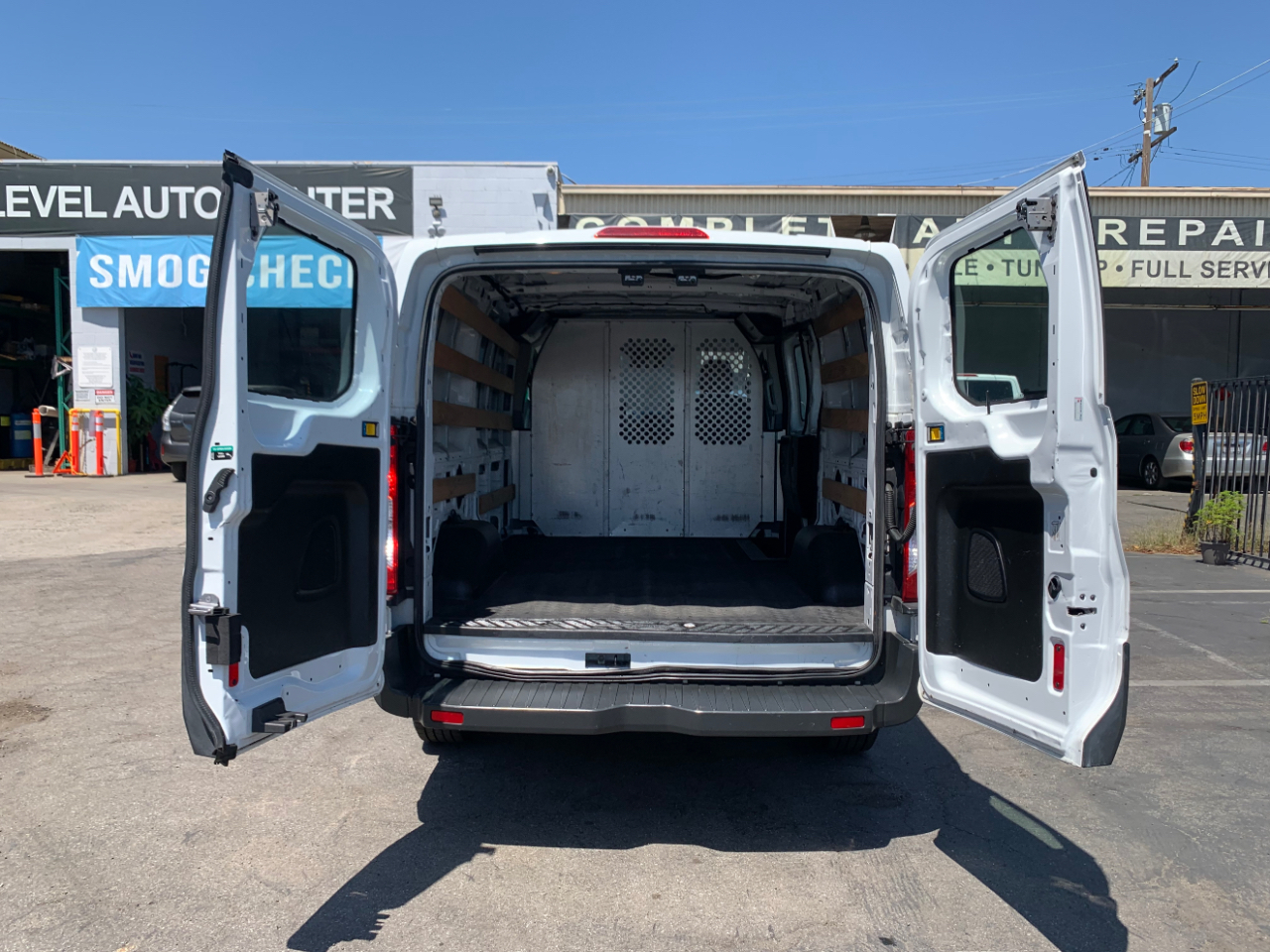 Ford Transit Cargo Van T-250 130" Low Rf 9000 GVWR Swing-Out RH Dr 2016