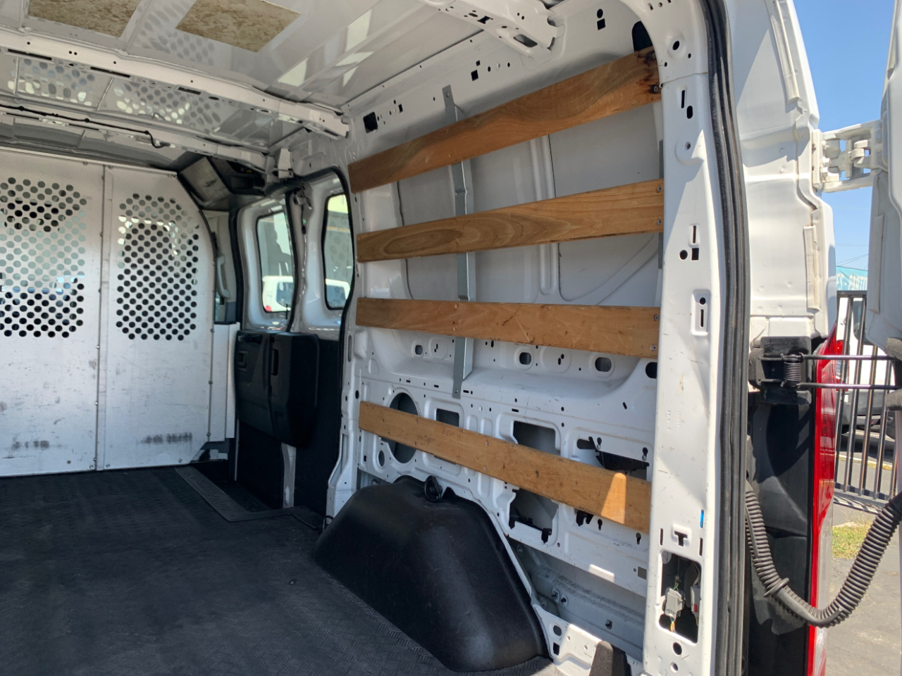 Ford Transit Cargo Van T-250 130" Low Rf 9000 GVWR Swing-Out RH Dr 2016