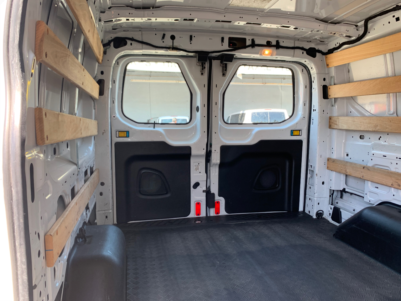 Ford Transit Cargo Van T-250 130" Low Rf 9000 GVWR Swing-Out RH Dr 2016