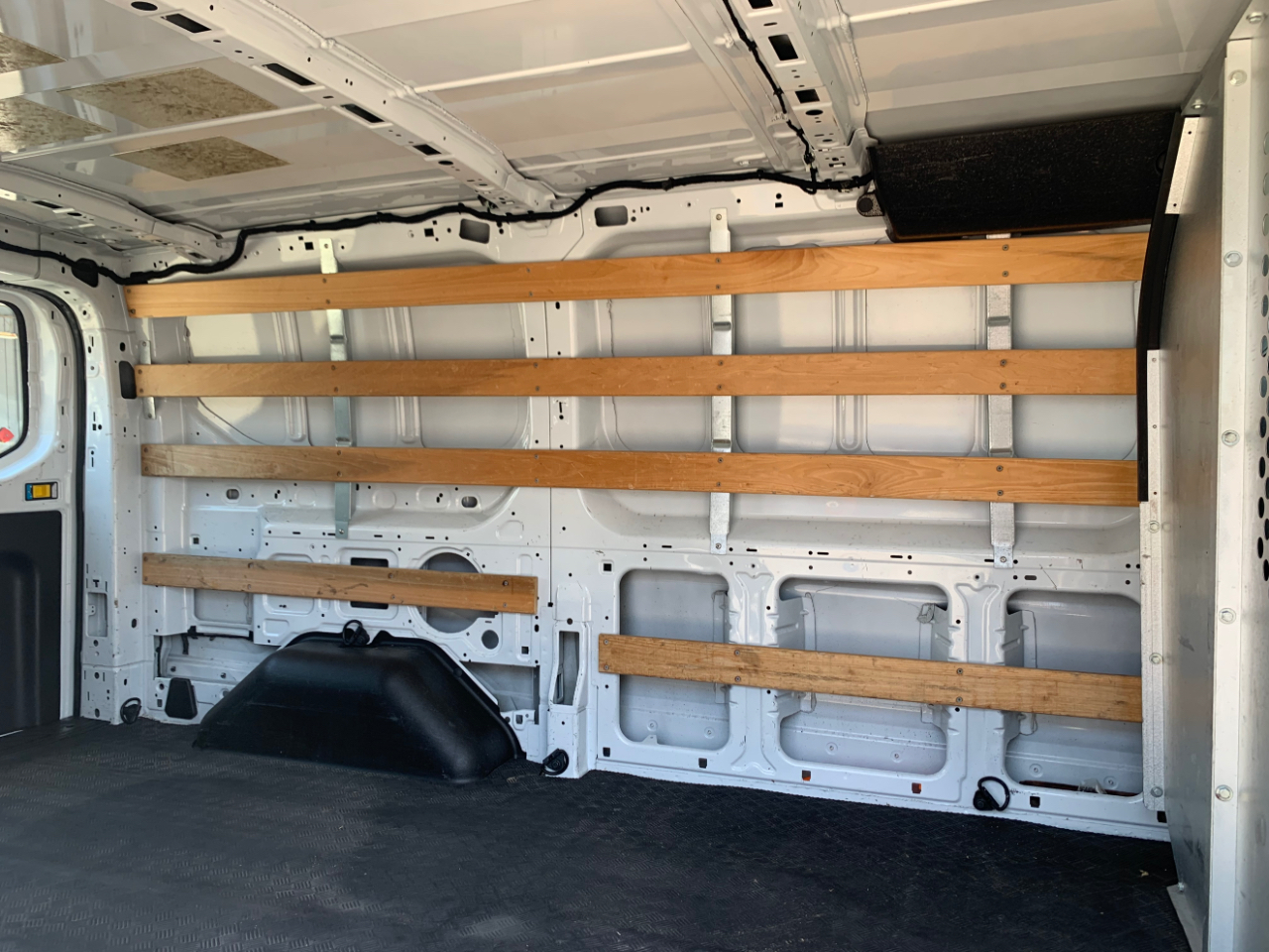 Ford Transit Cargo Van T-250 130" Low Rf 9000 GVWR Swing-Out RH Dr 2016
