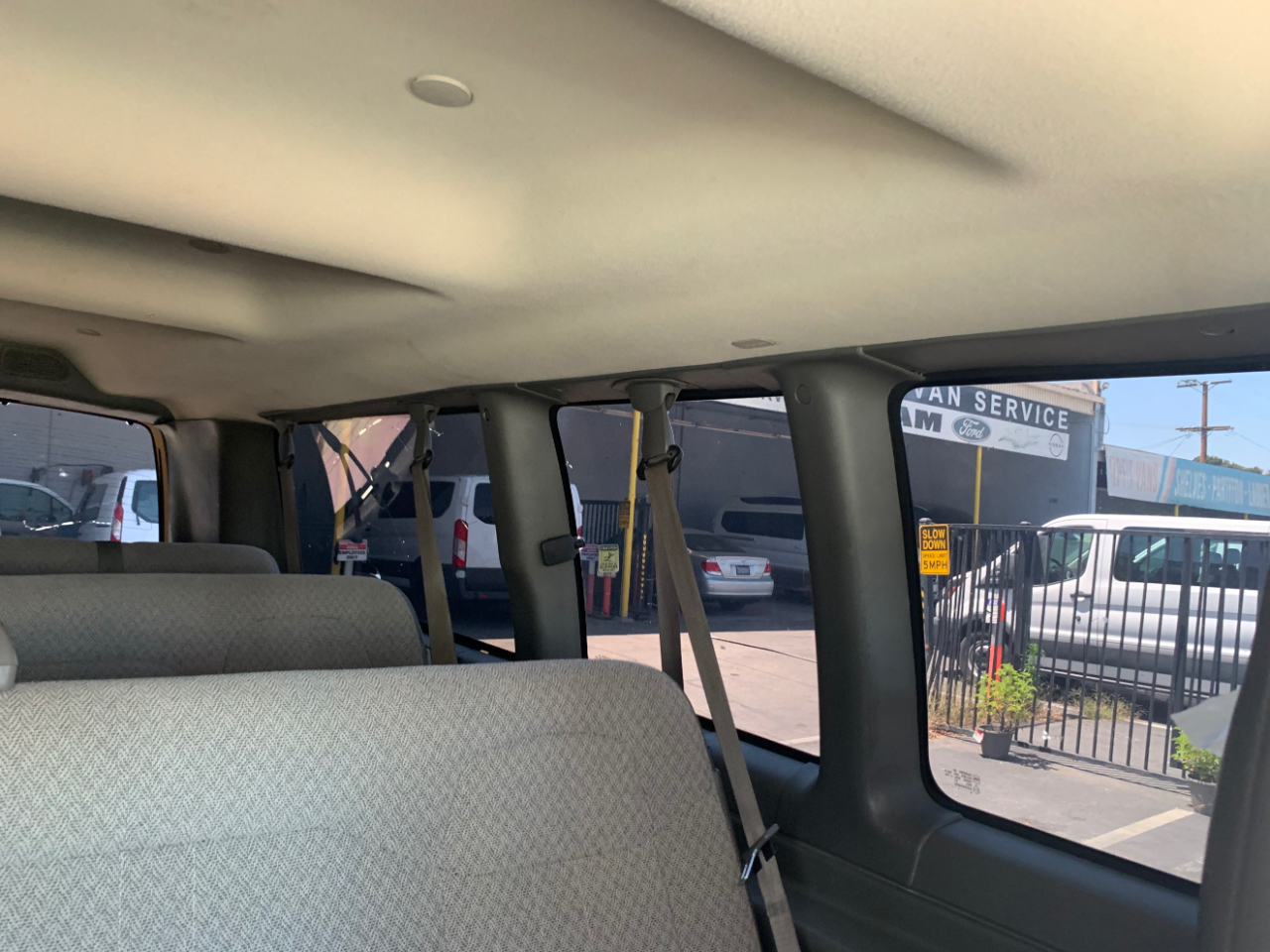 Chevrolet Express Passenger RWD 3500 155" LT 2019