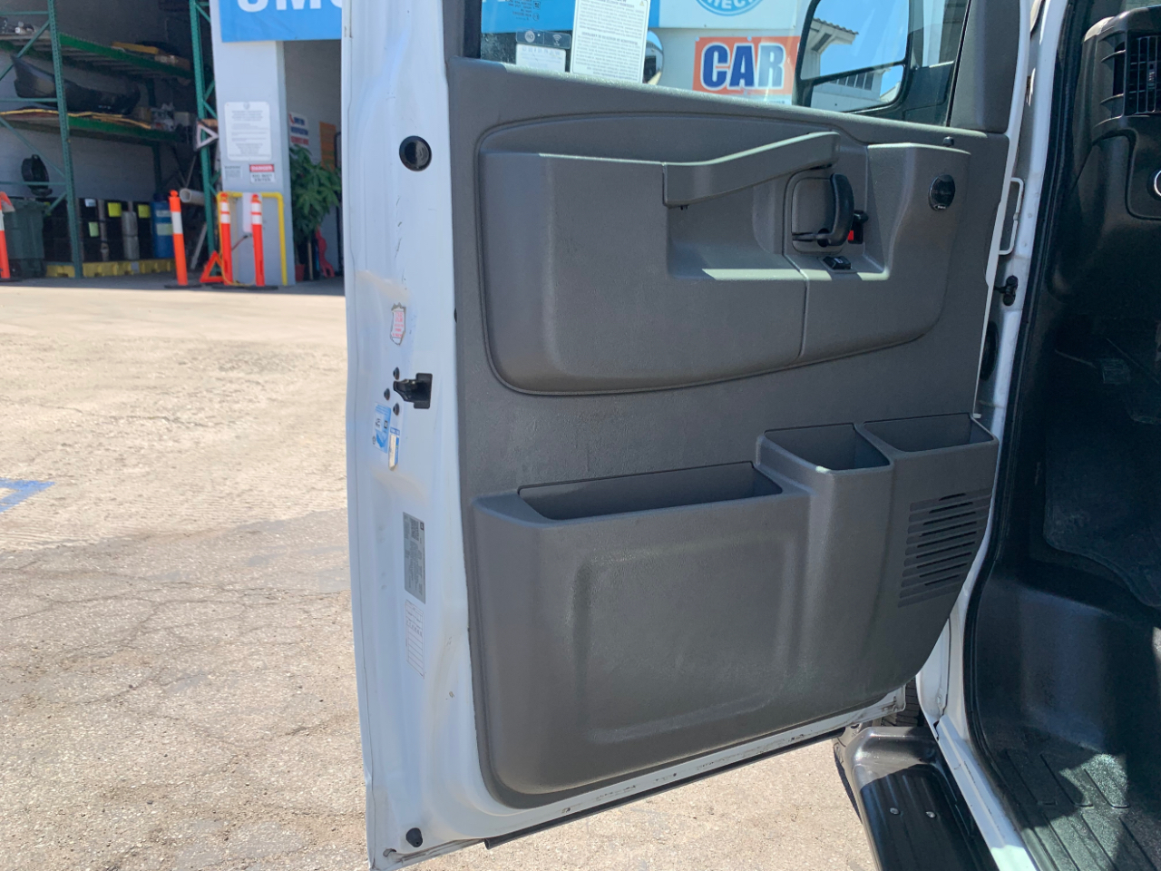 Chevrolet Express Passenger RWD 3500 155" LT 2019